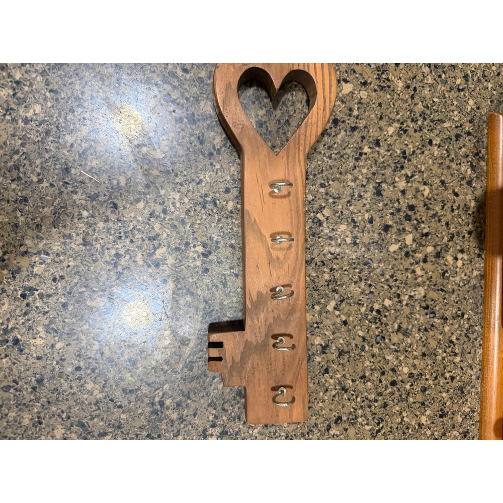Vintage Wooden Heart‎ Skeleton Key Wall Mounted Key Rack Holder 5 Hooks Rustic